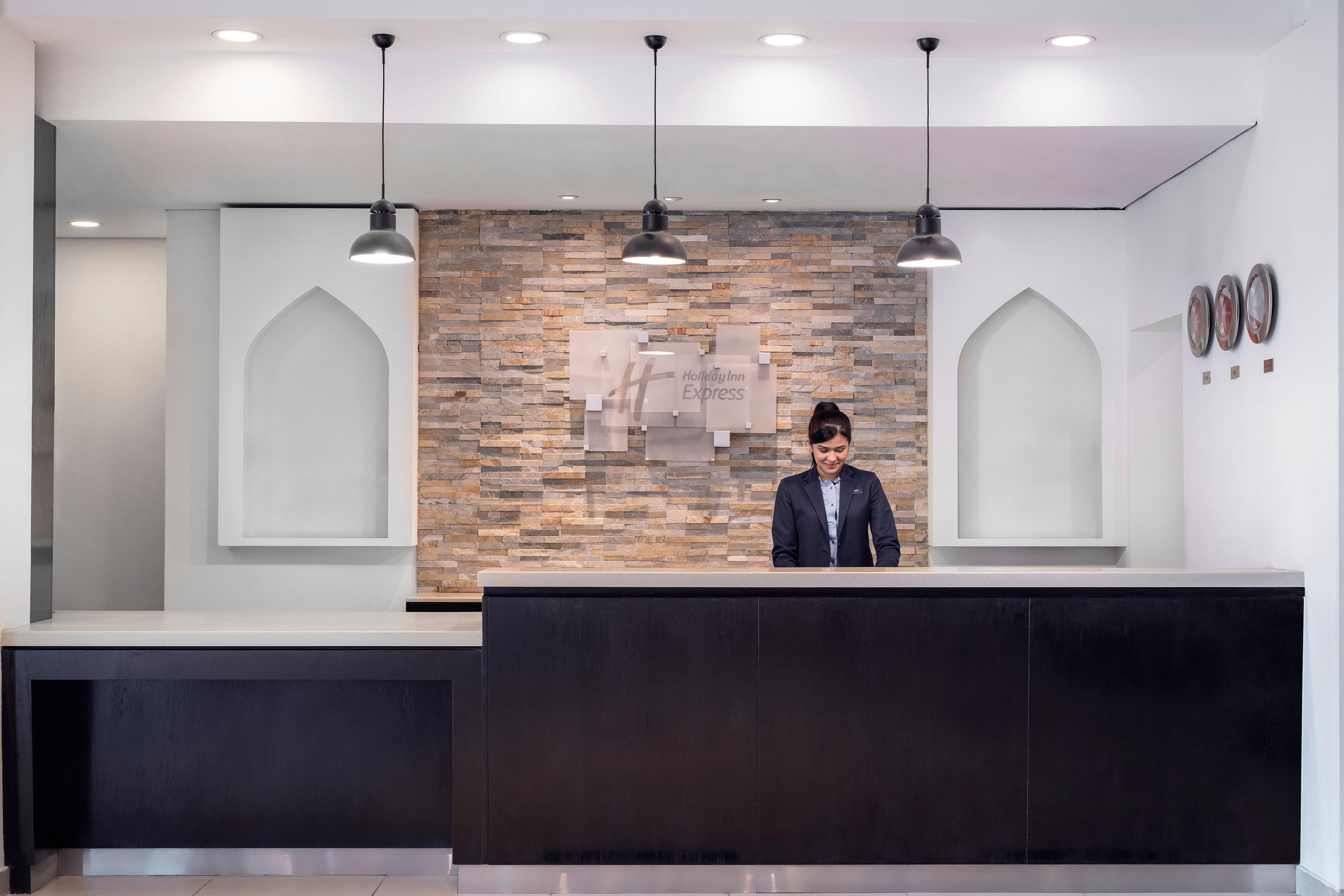 Holiday Inn Express Dubai, Jumeirah By Ihg Экстерьер фото