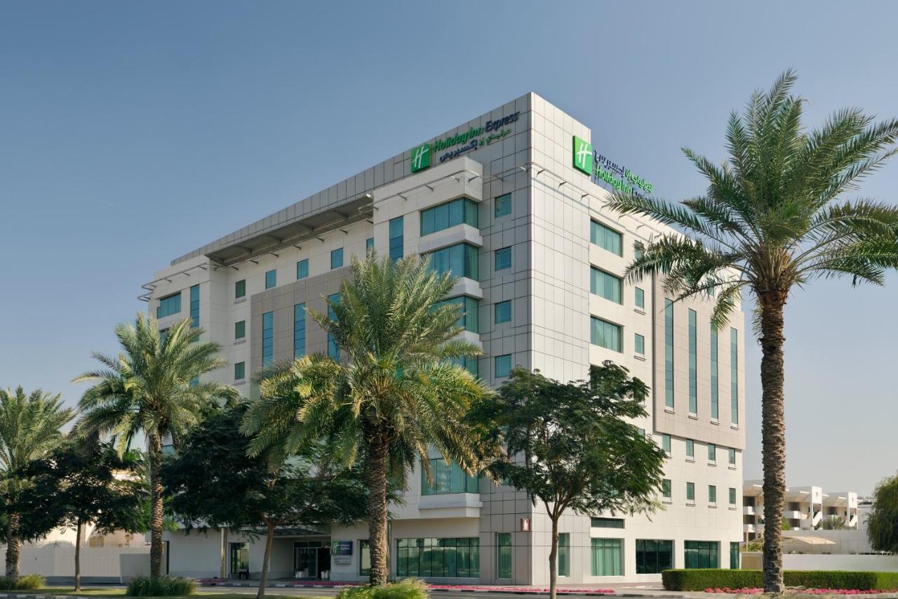 Holiday Inn Express Dubai, Jumeirah By Ihg Экстерьер фото